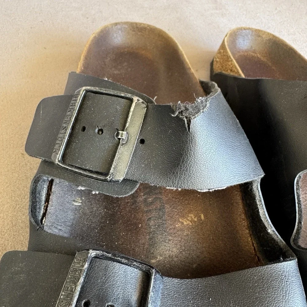 Size 41/W10/M8 - Birkenstock Arizona Birko-Flor Black Unisex sandals Narrow